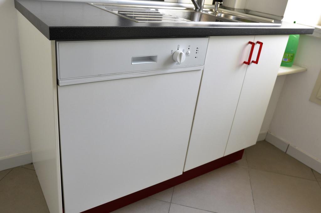 Coolor Holiday And Business Rentals Salernes Extérieur photo