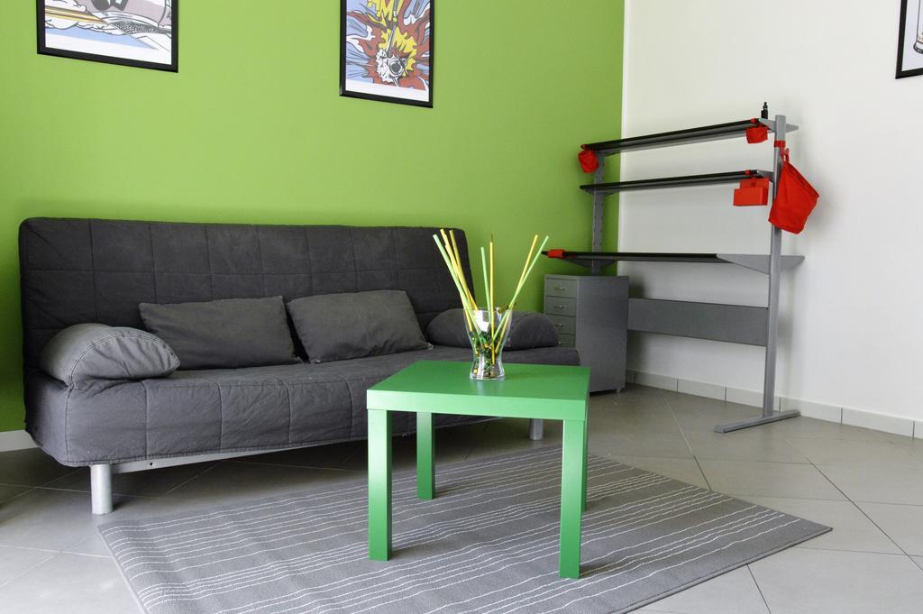 Coolor Holiday And Business Rentals Salernes Extérieur photo
